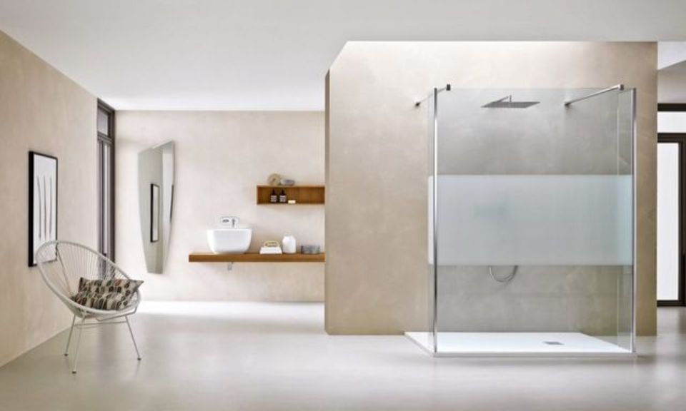 esempio bagno con box doccia minimale