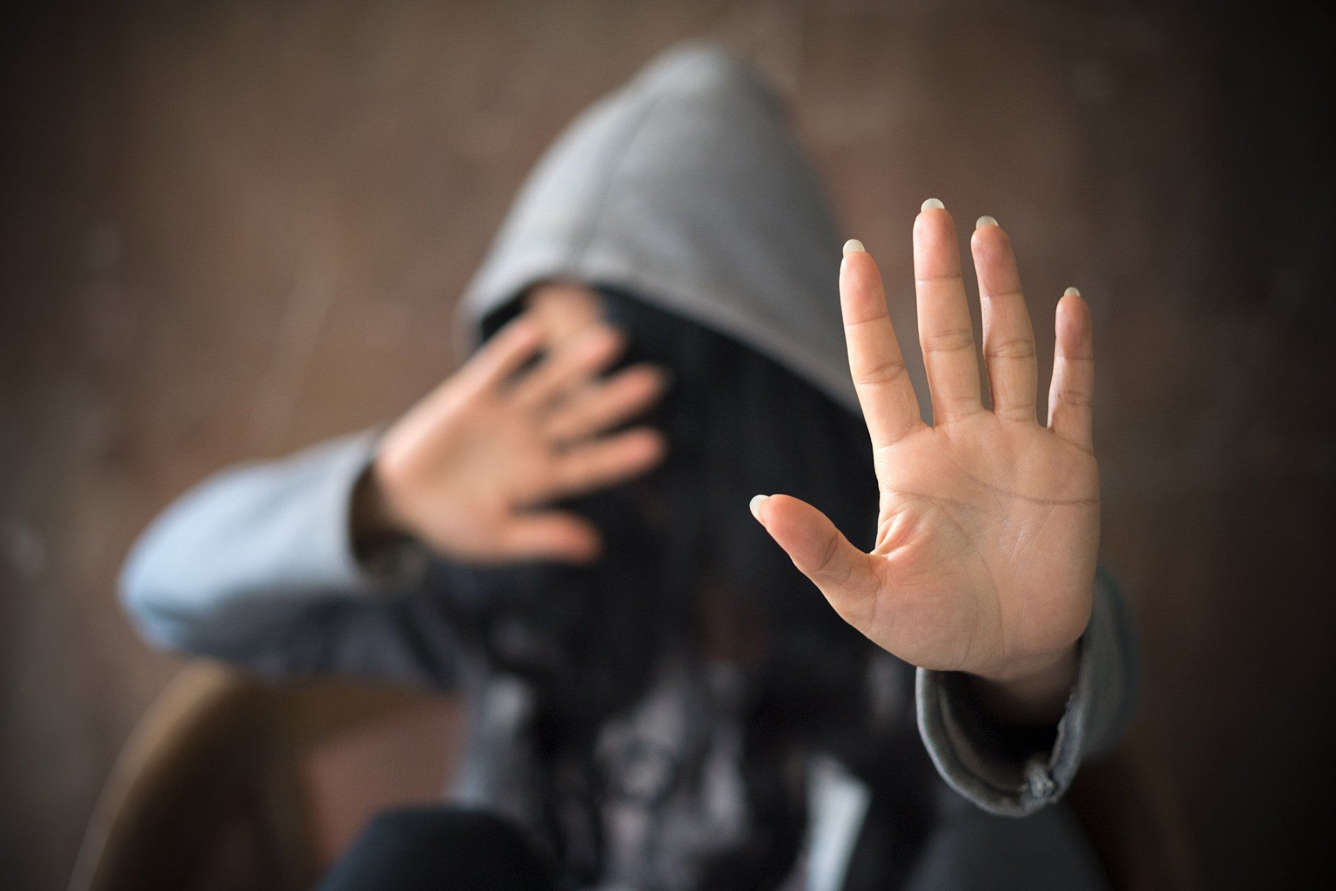 Scared Abused Woman – Jacksonville, FL – Epstein & Robbins