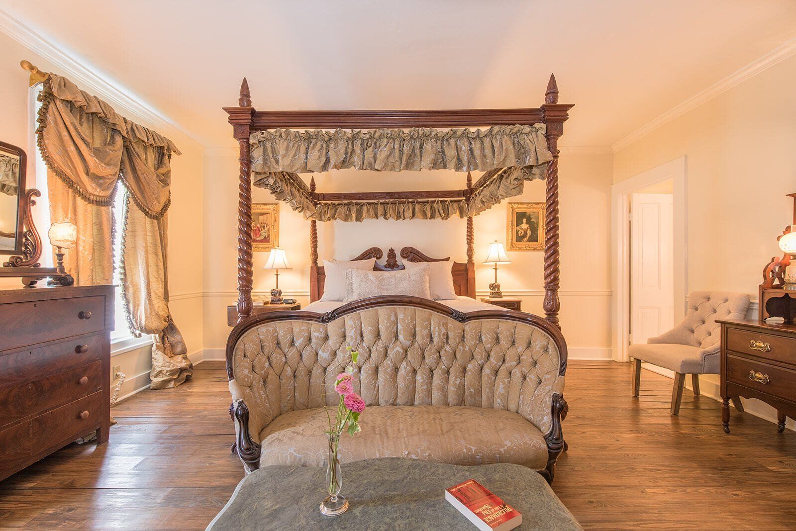 The Clara Room — Natchez, MS — The Burn Luxury Inn