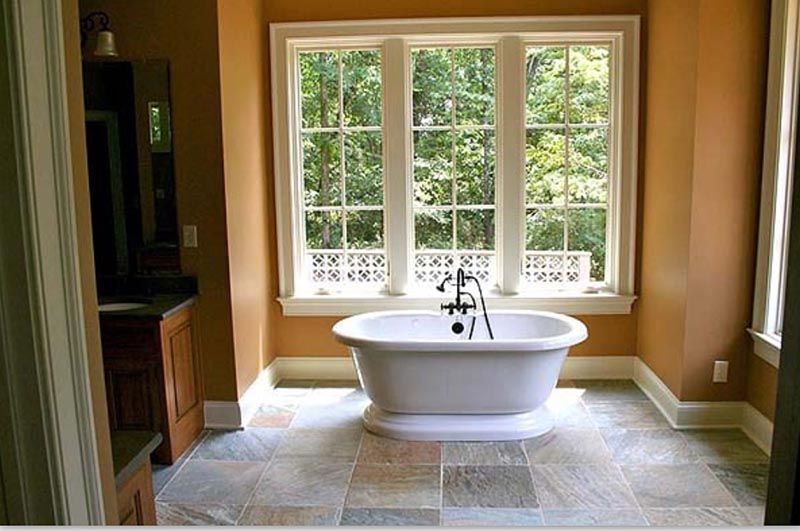 Small Bathtub on the Bathroom