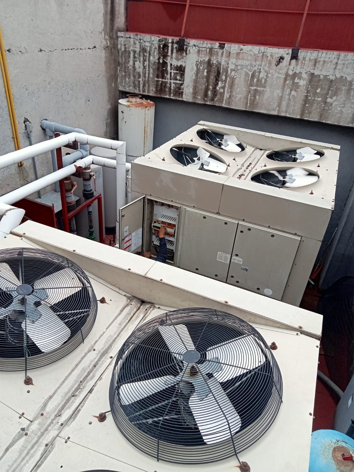 INGENIERIA Y SERVICIO MORALES