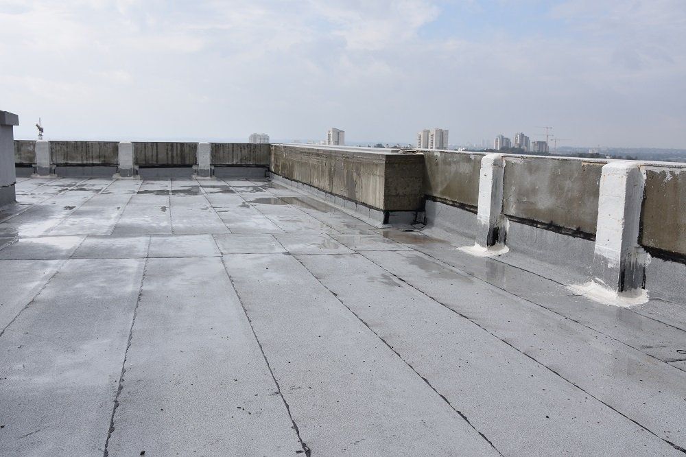 Impermeabilizzazione di capannoni commerciali