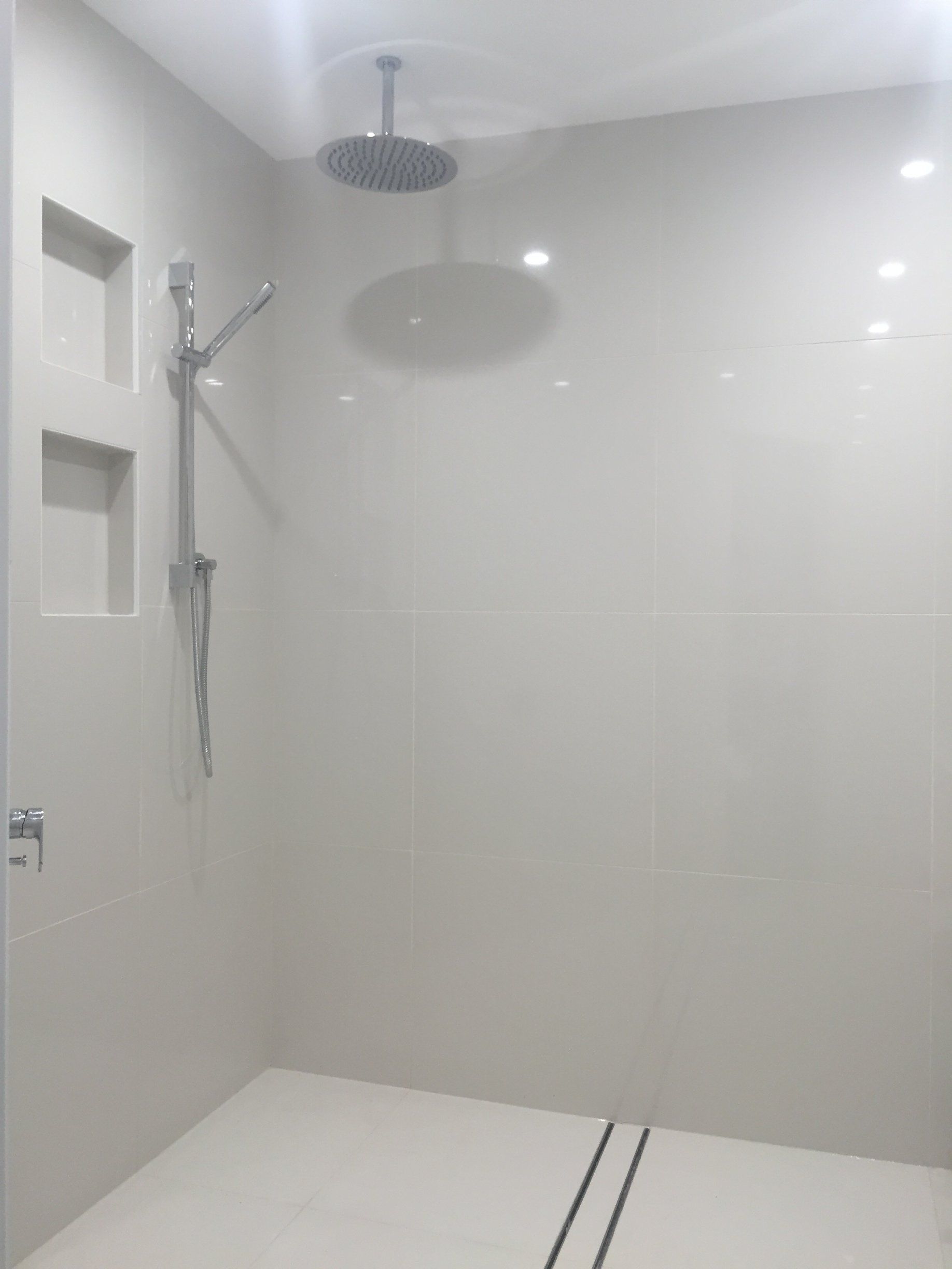 Electric hot water heaters