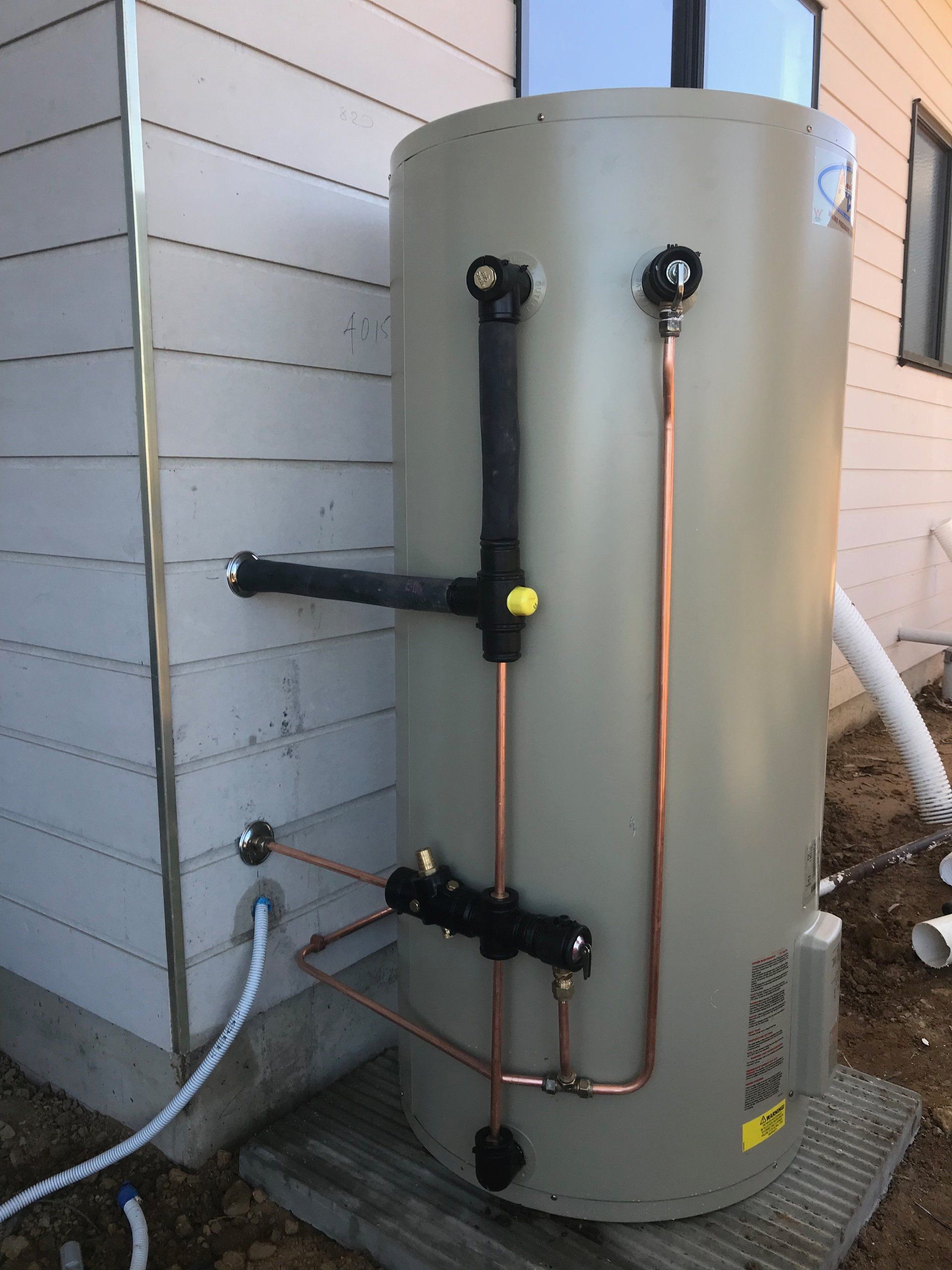 new hot water tank installation gold coast