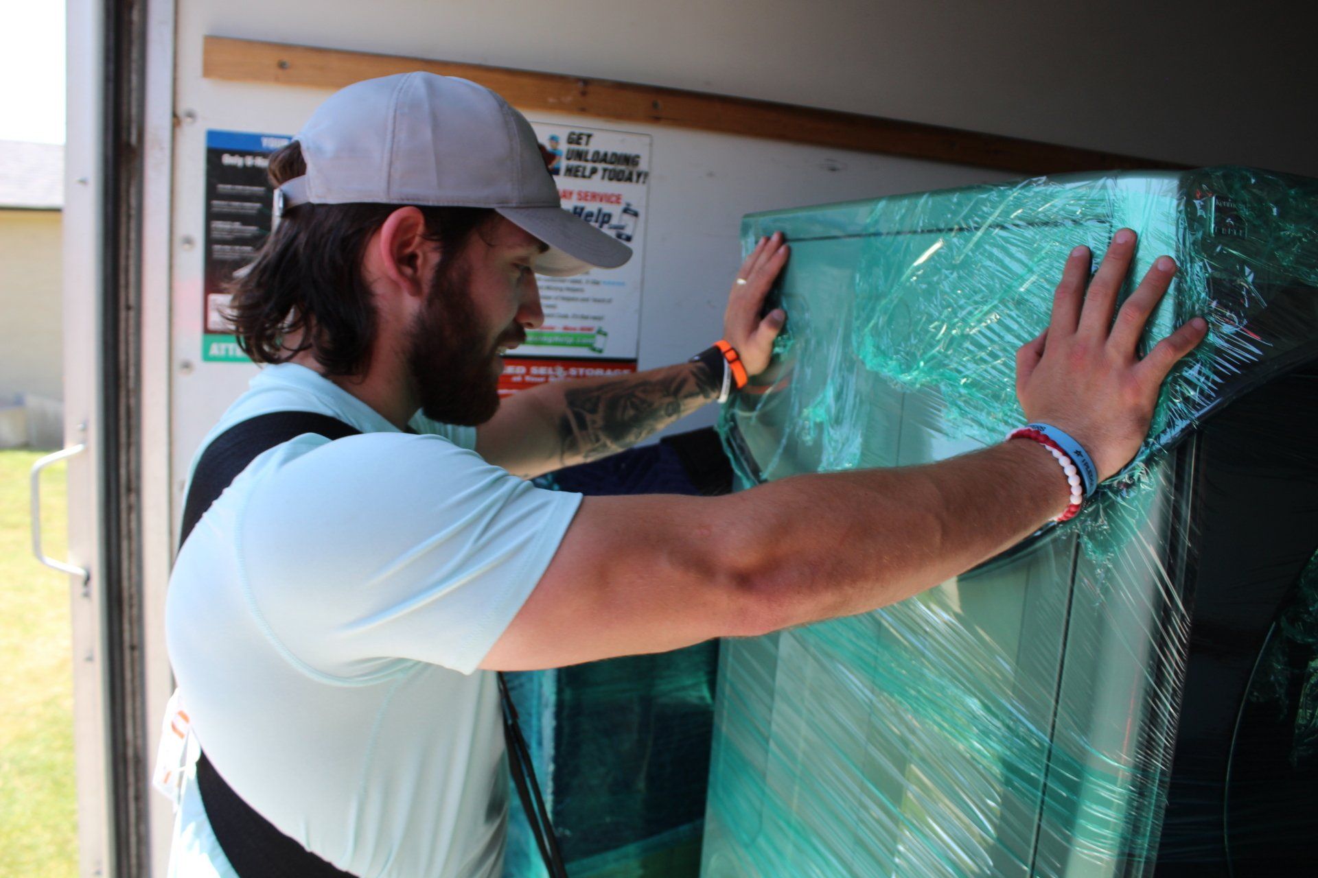 Professional packing fragile items for Amarillo home move