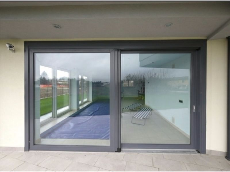 vetrate ampie in alluminio