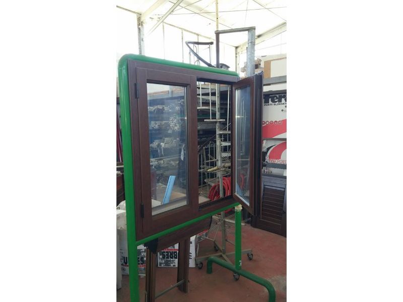 finestre in alluminio effetto legno