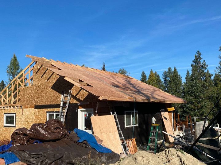 house roof under construction