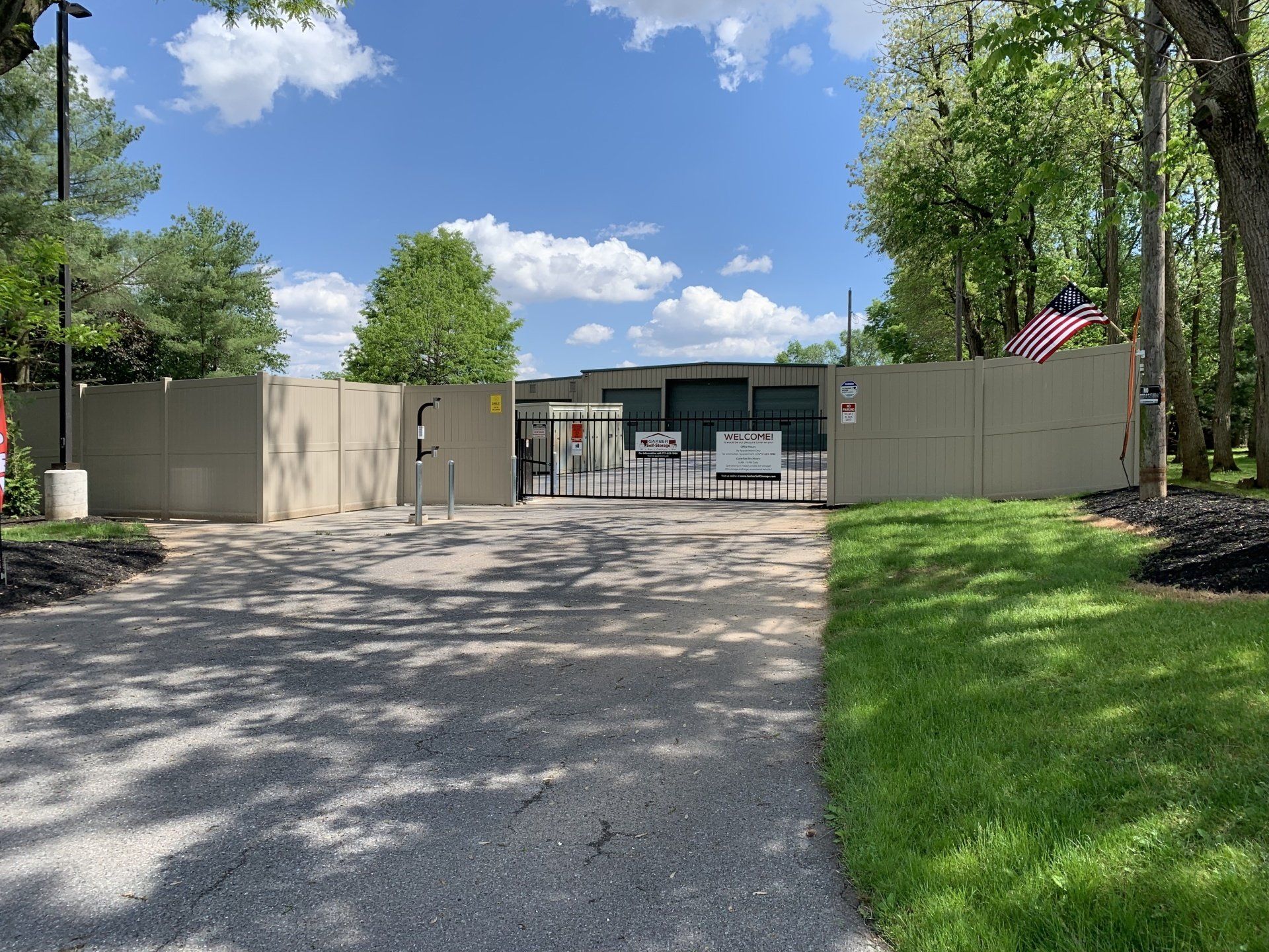 garber self storage e-town, mount joy, and lancaster pa rv and mini storage location photo