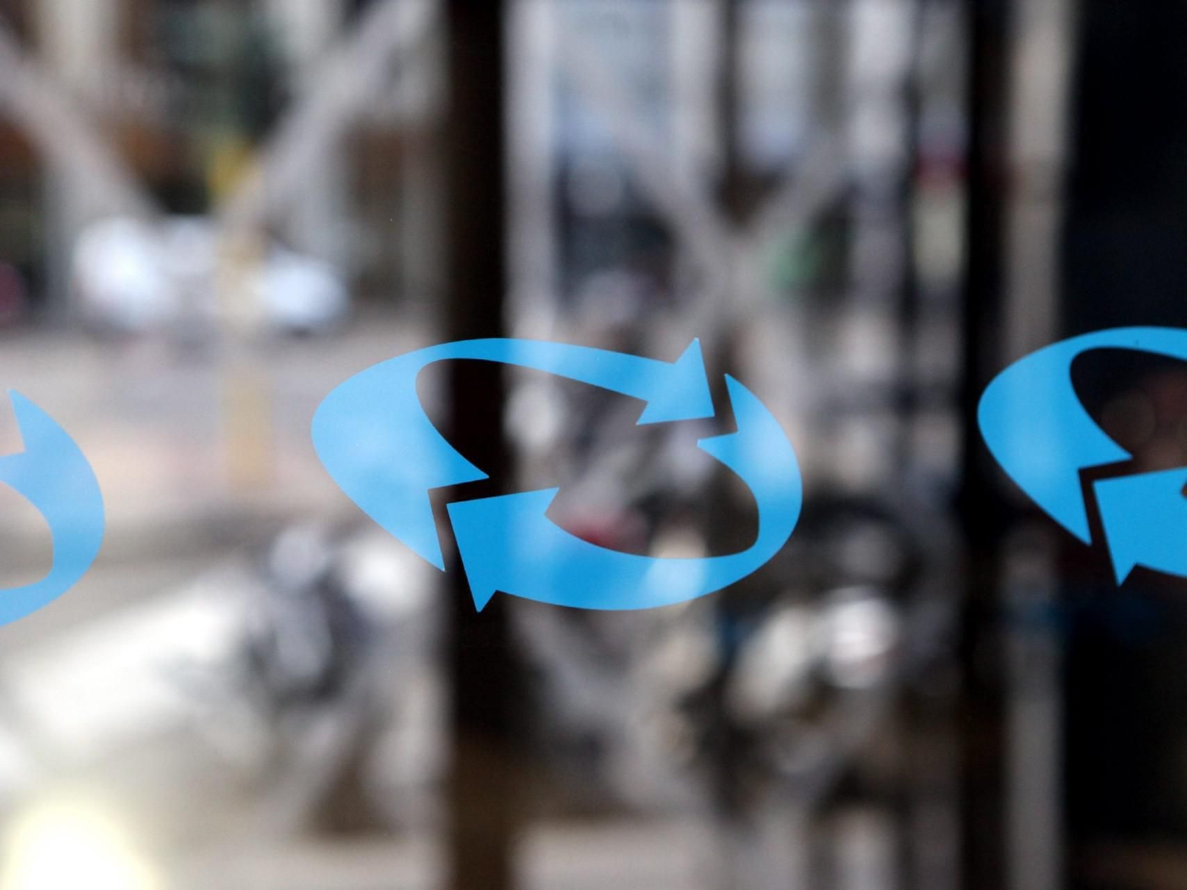 Banner informativo sullo sconto contributivo del 50% per giovani autonomi, artigiani e commercianti 