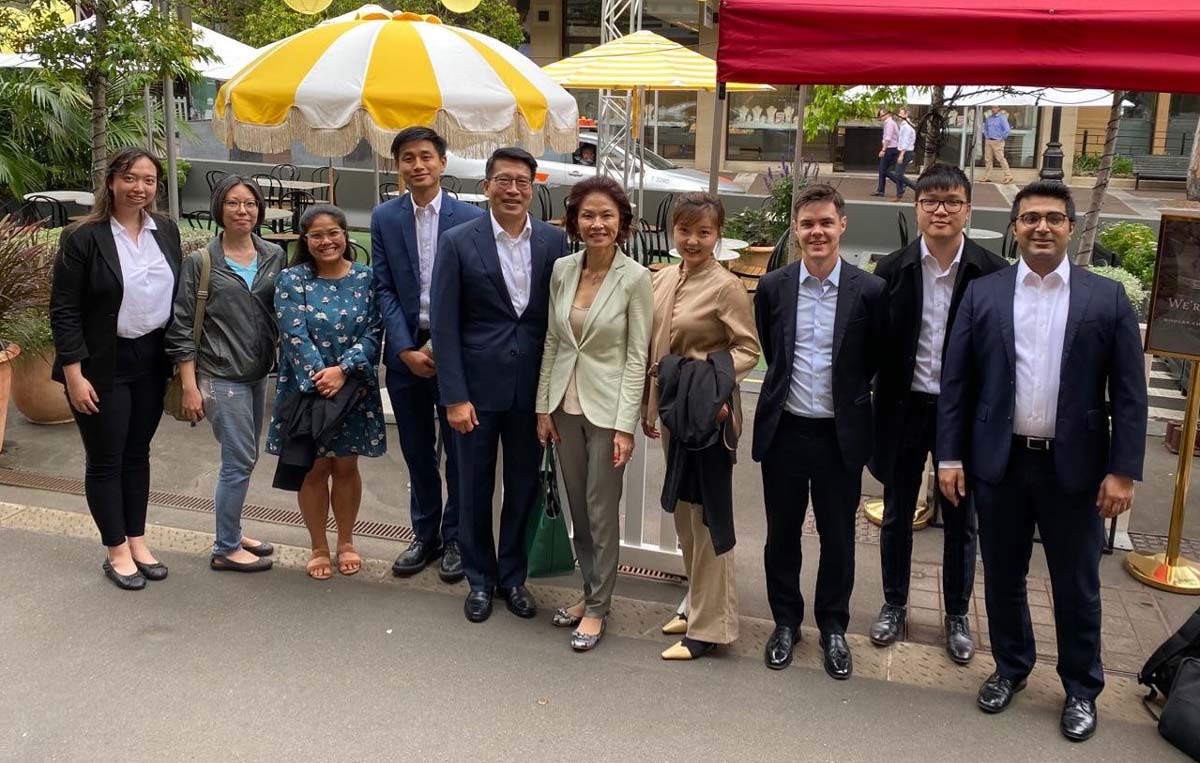 Post-lunch at The Rocks - March 2021