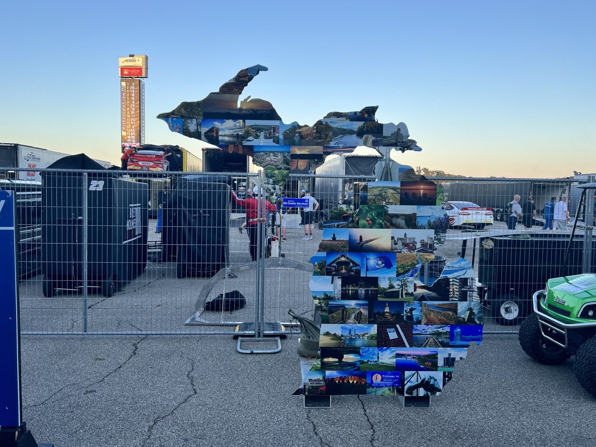 A fence with a map of michigan on it