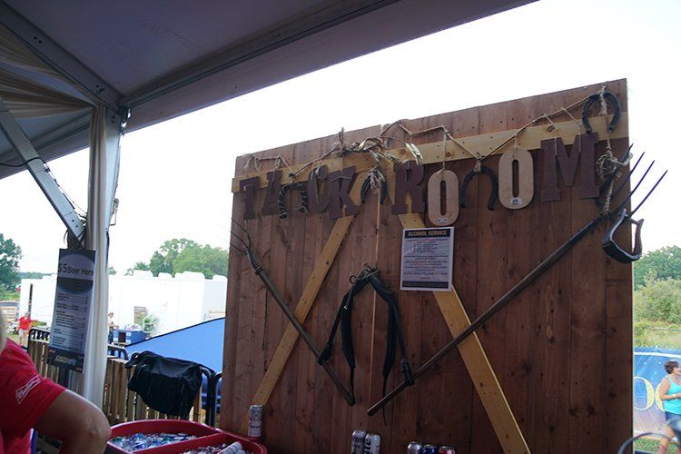 A wooden wall with the number 0 on it