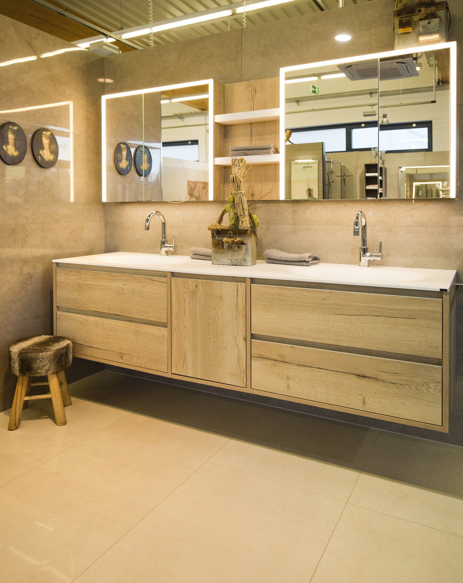 Ausstellung, Bad, Wellness, krobath