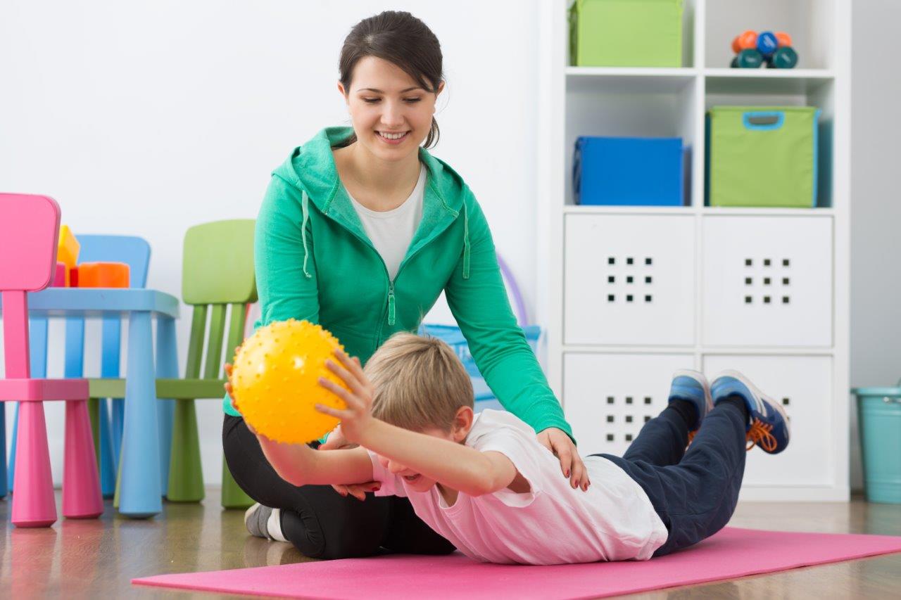 Fizioterapeits - fizioterapija bērniem