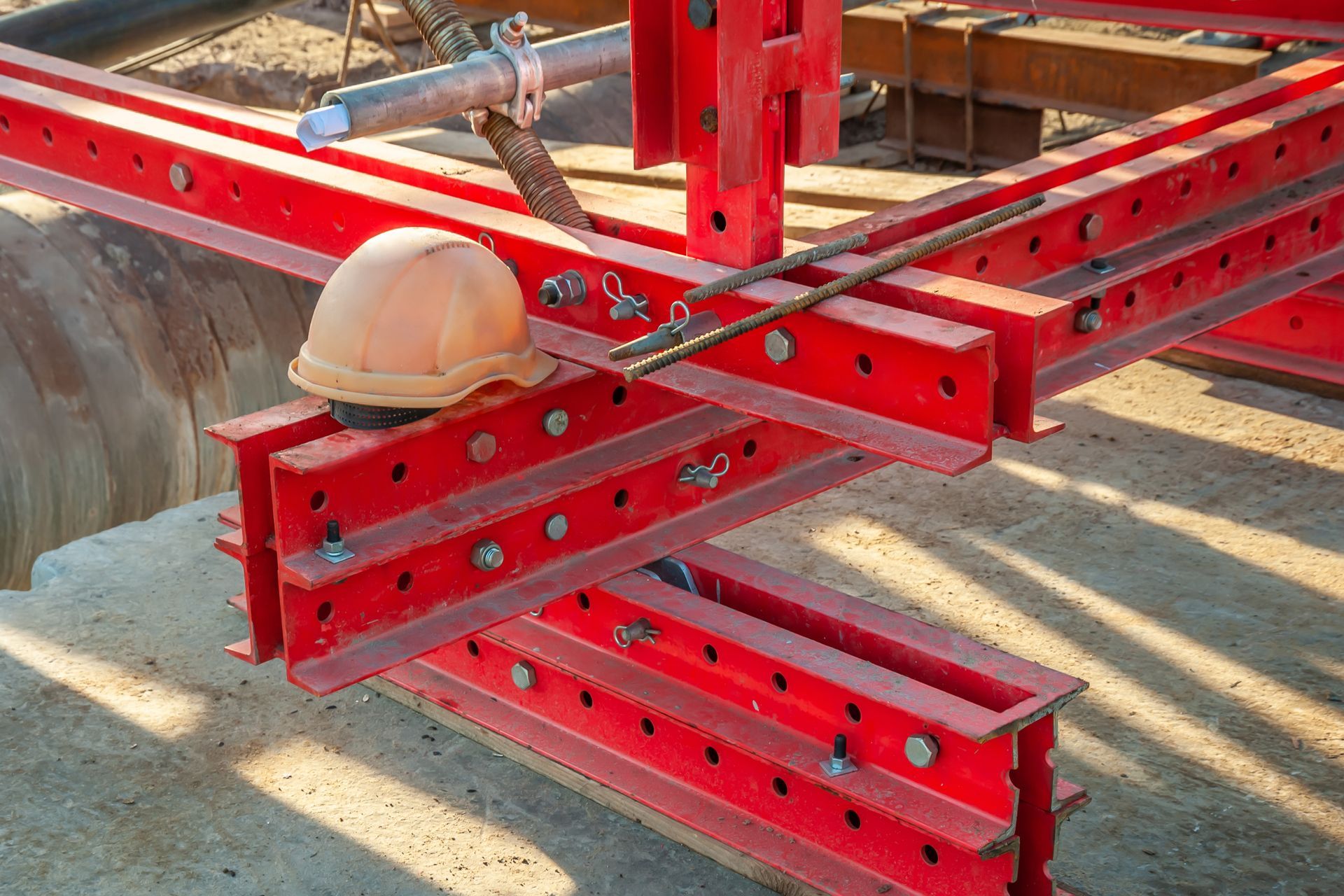 Red Support Bar | Nowra, NSW | Shoalhaven Scaffolding Services