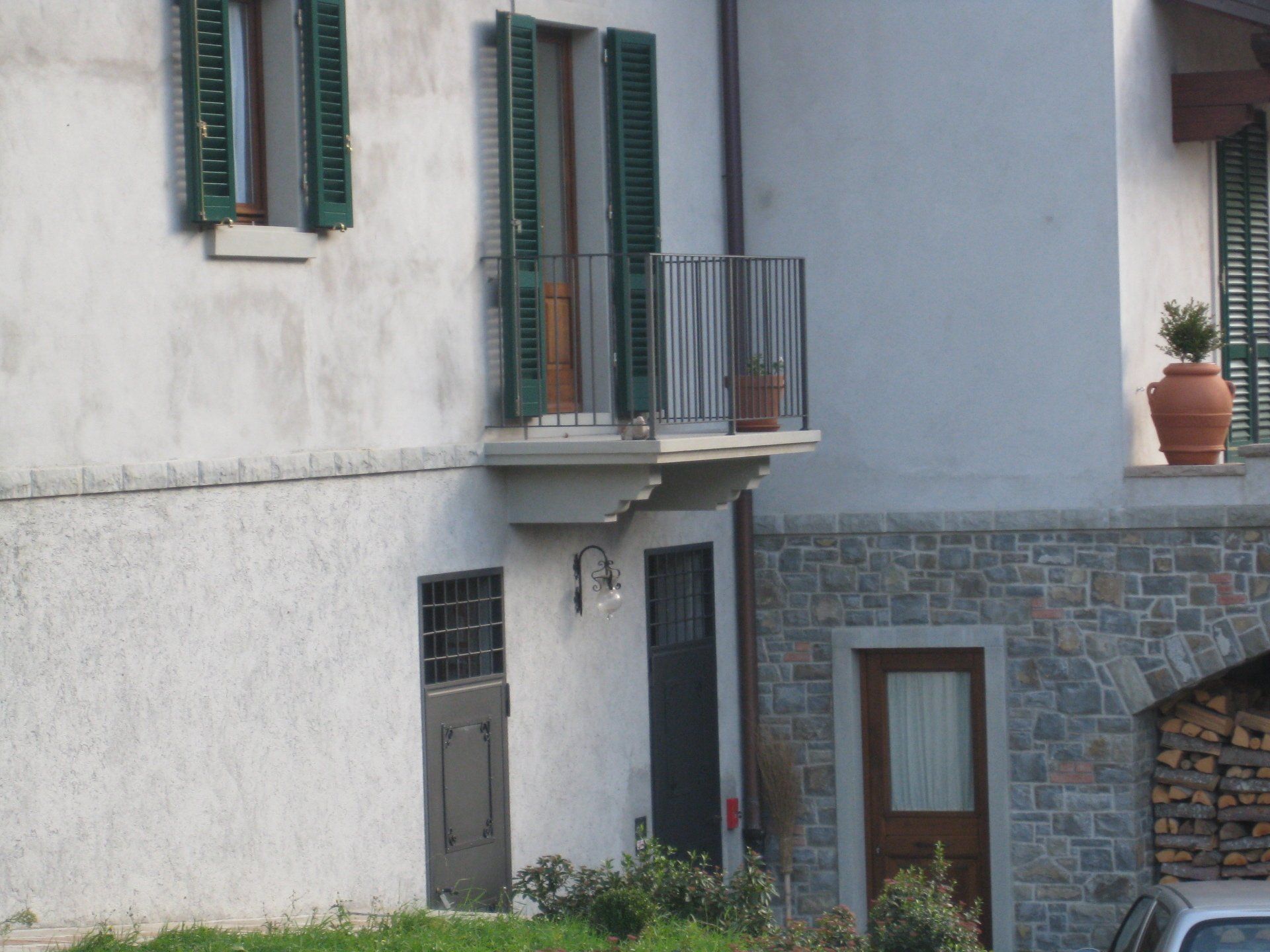 balcone pietra