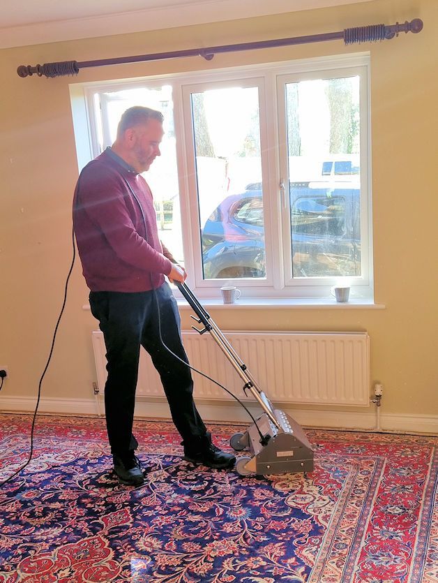 Carpet Cleaning Machine