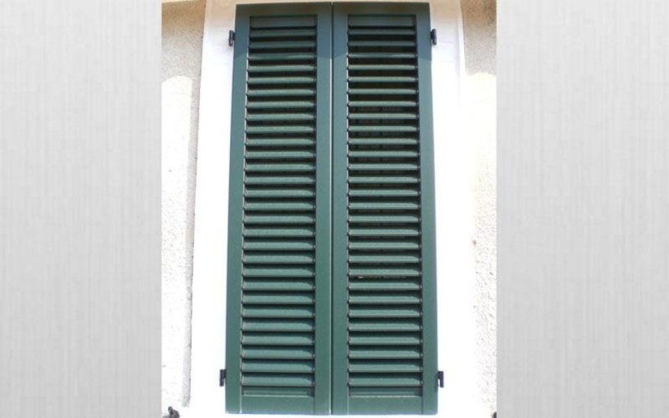 persiana grande verde