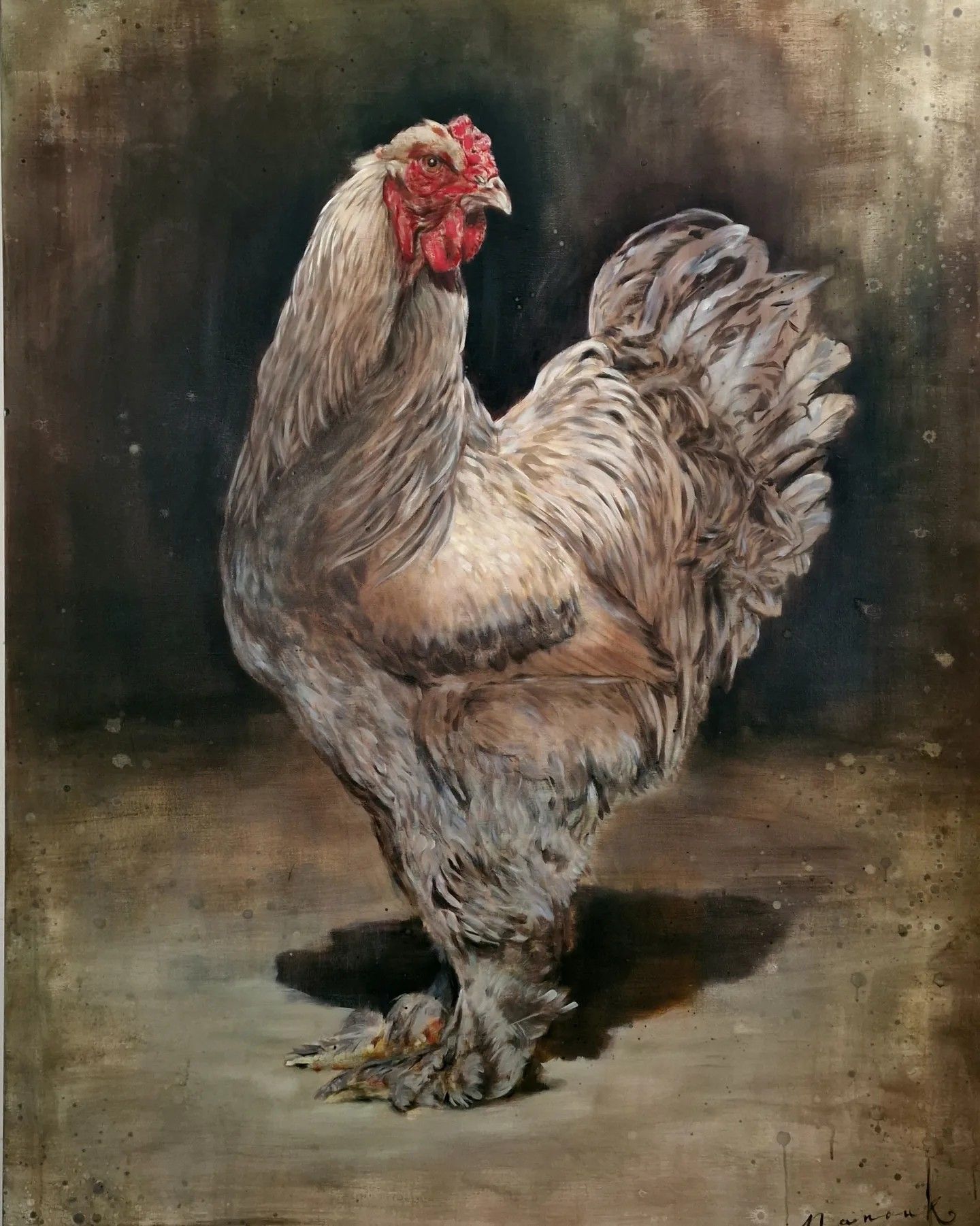 Een schilderij van een haan met een rode kuif op zijn kop