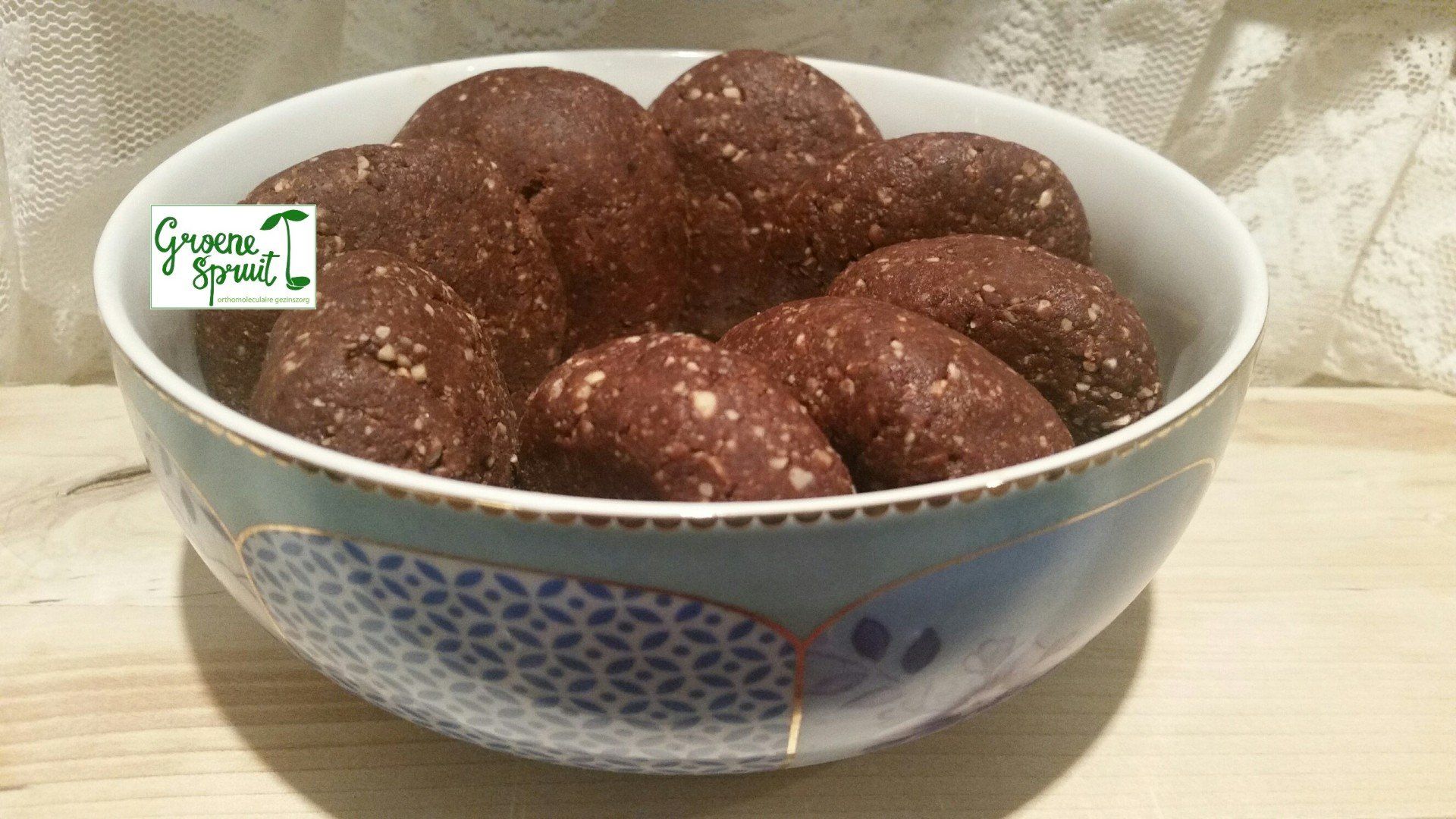 Bonbon chocolade noten paleo oerdieet