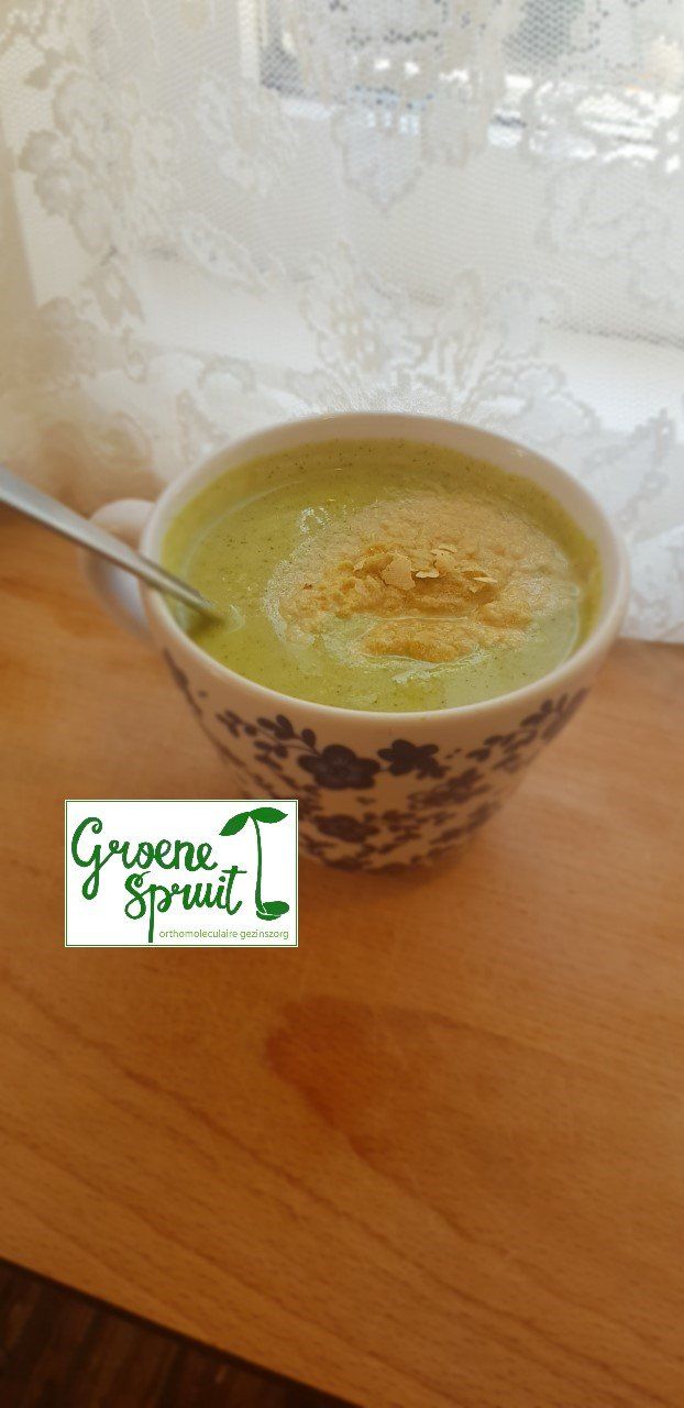 Broccoli asperge soep paleo oerdieet