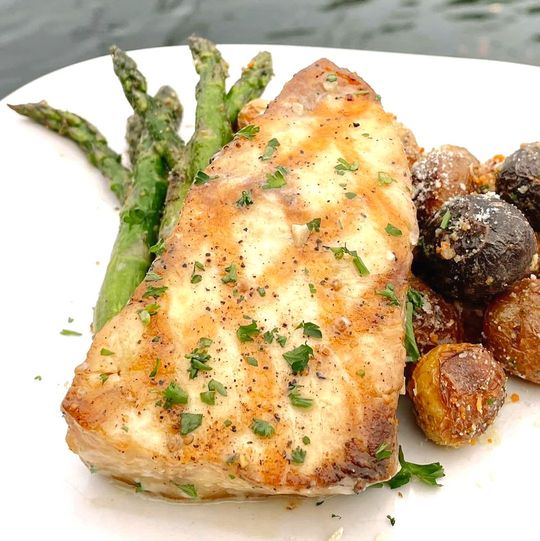 grilled cobia fish with asparagus