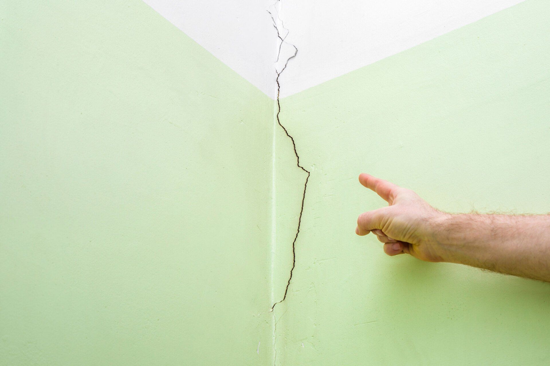 Cracked Corner Wall — Chittenango, NY — J & J Painting and Son