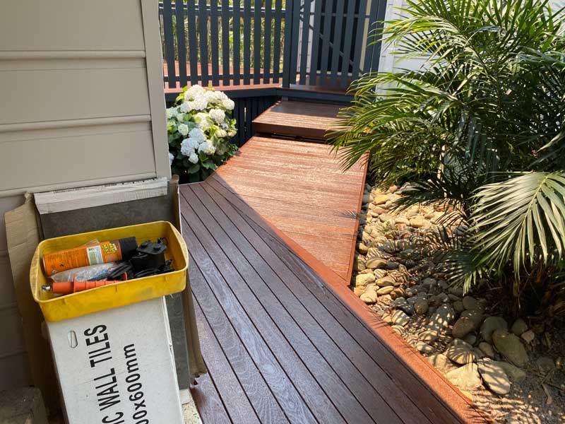 painting in a backyard