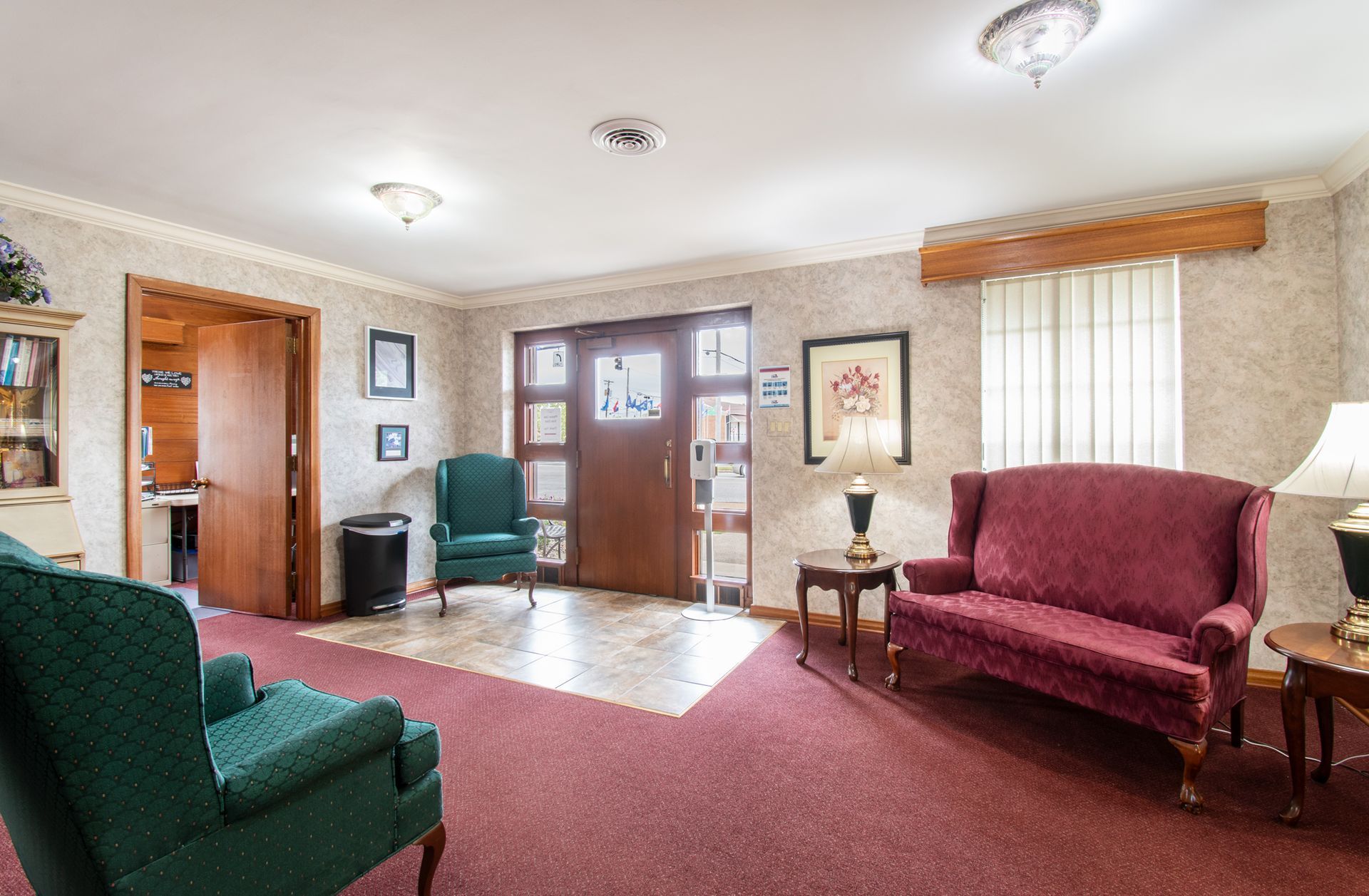 Paqulete-Falk Funeral Home Lobby
