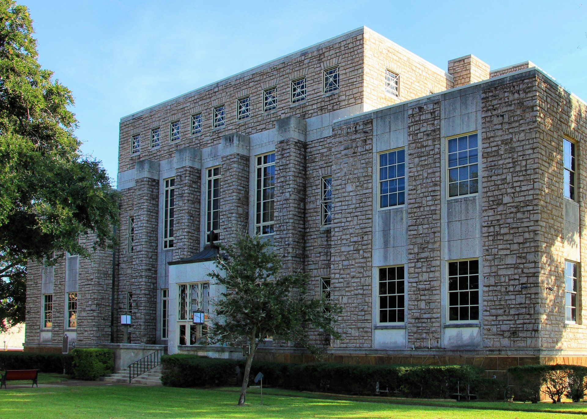 A large brick building with a lot of windows