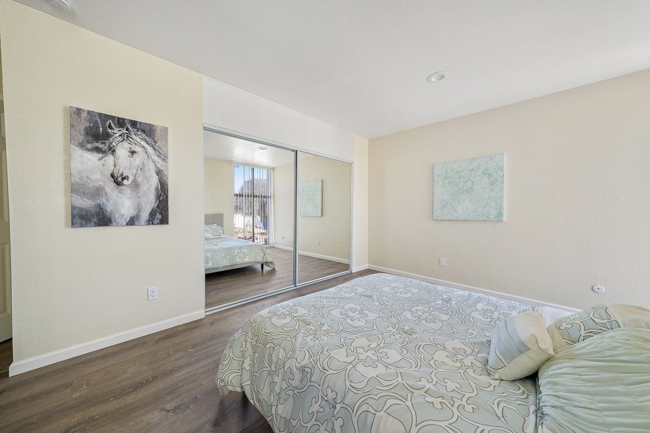 Mesa Cove Apartments bedroom 2