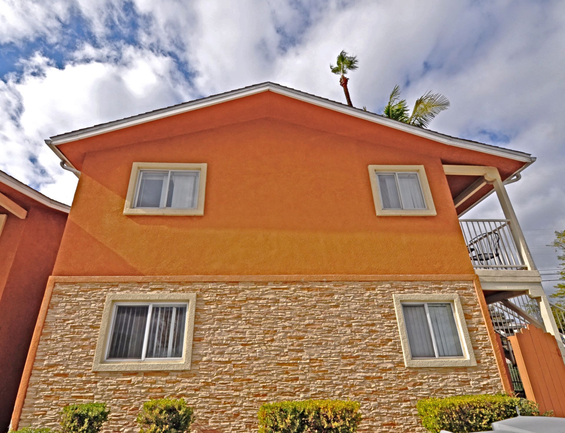 Morley 18 Apartments 