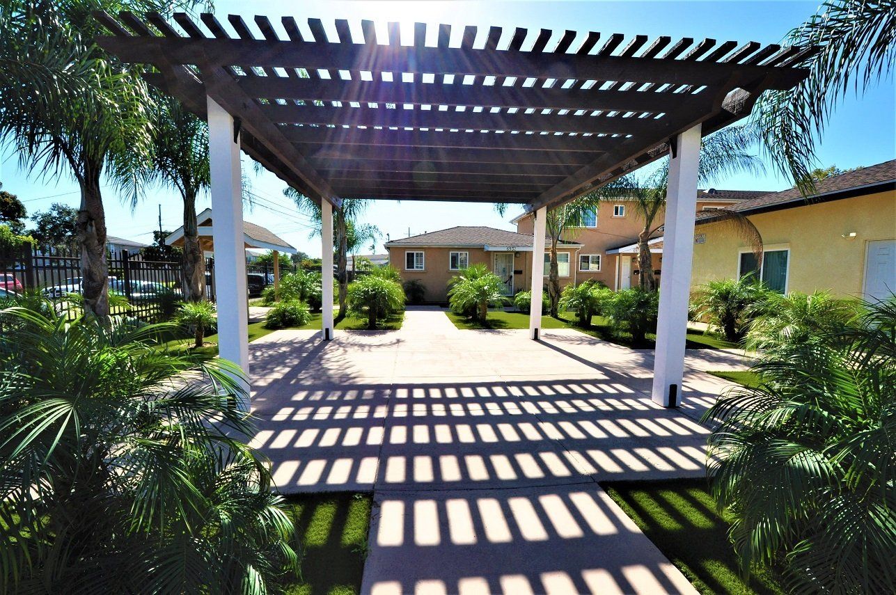 Parkview Apartments shaded area 2