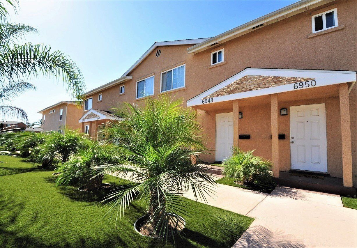 Parkview Apartments outside shot