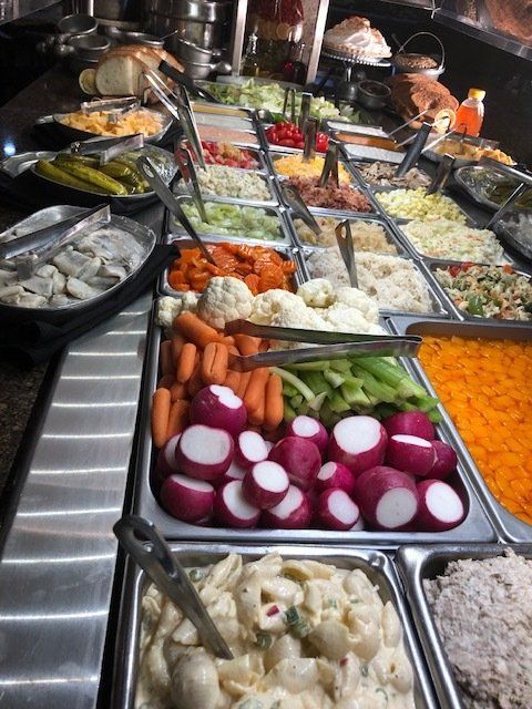 Vegetables Catering — Jasper, IN — Schnitzelbank Restaurant