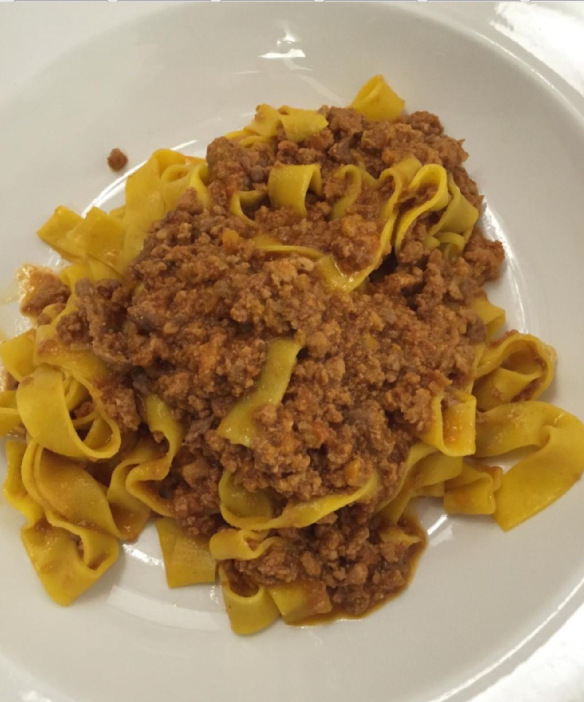 Pasta fresca con ragù di carne