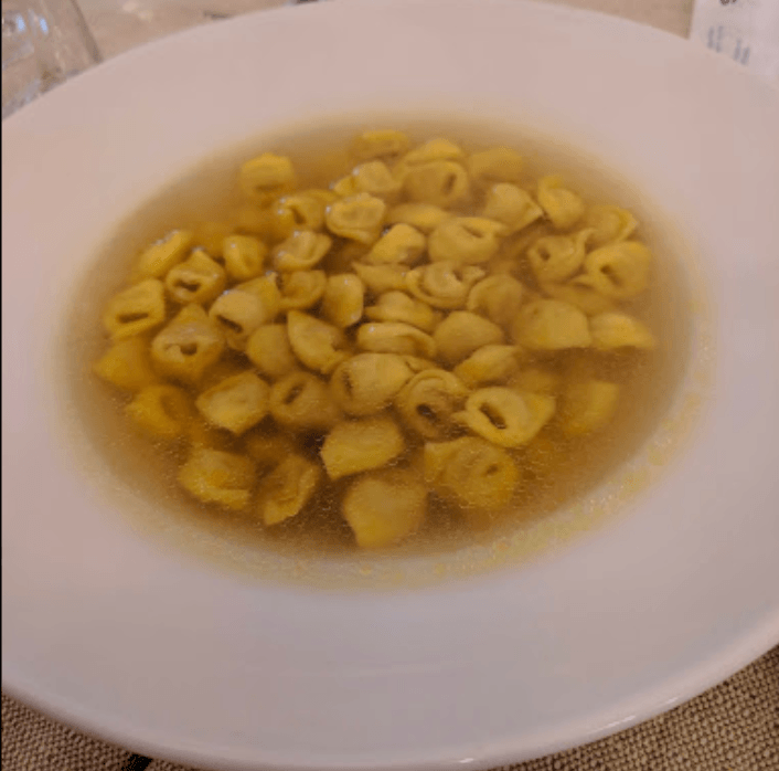 Tortellini in brodo