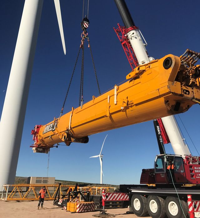 Crane Equipment in Morgan the Riverland AGL Son Crane Hire