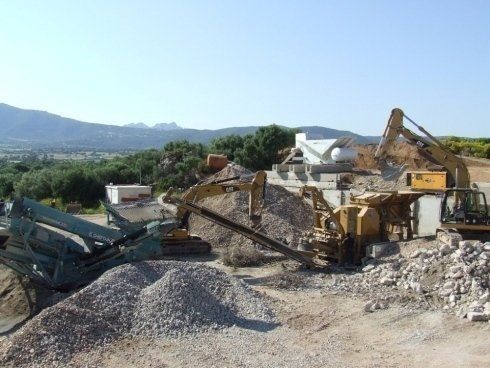 Recovery of building site rubble
