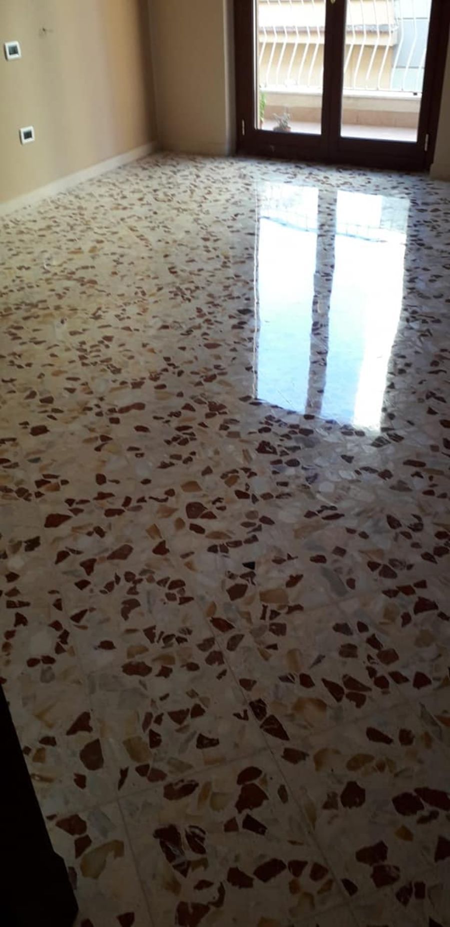 Pavimento in marmo lucido a Palermo