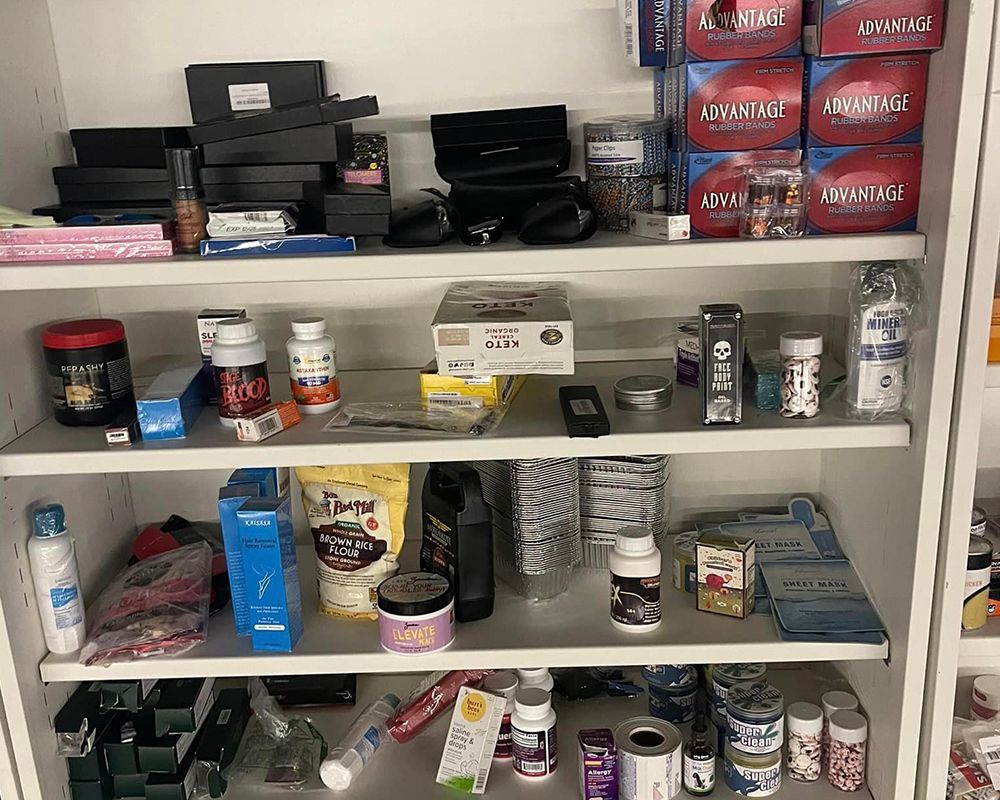 Assorted Items — Mobile, AL — Dealz-R-Us