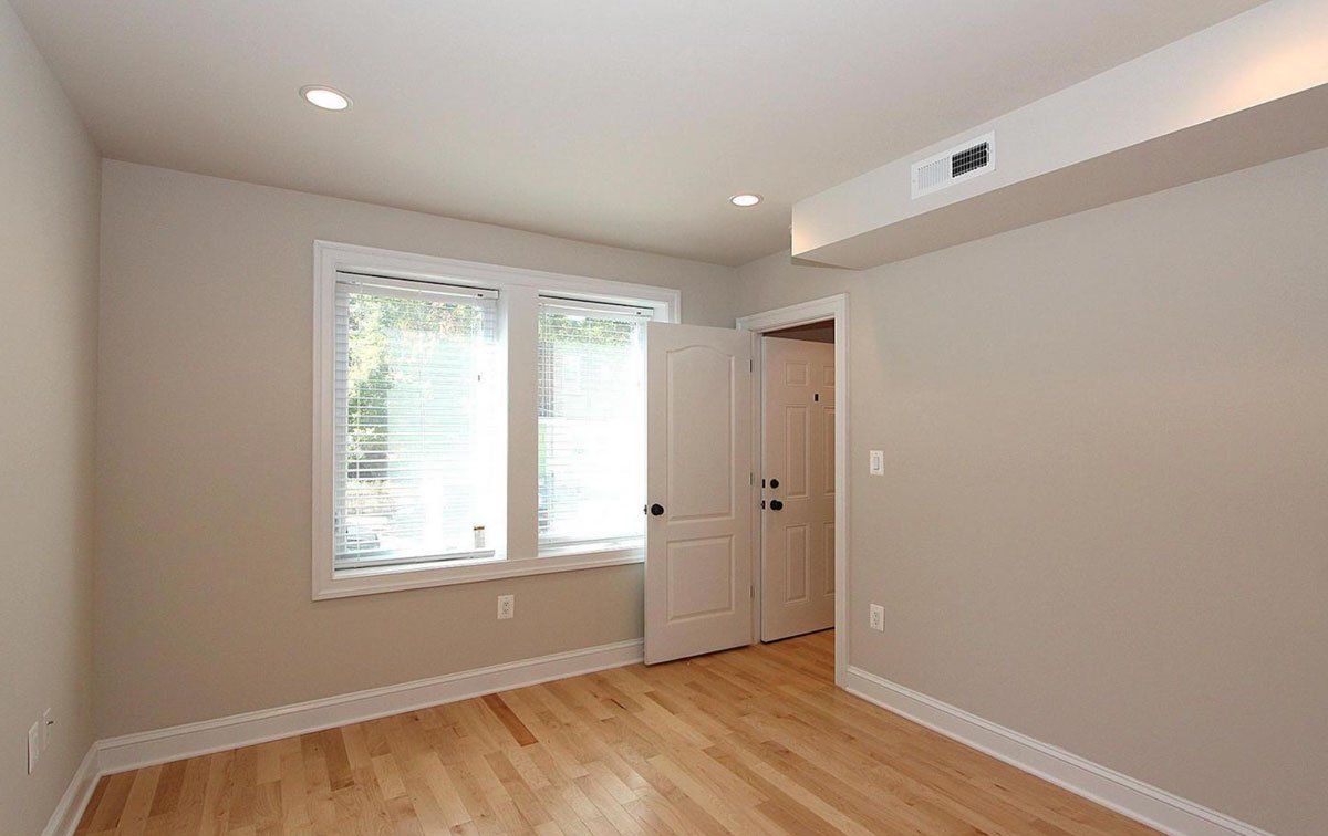 1218 Queen St Photo Gallery