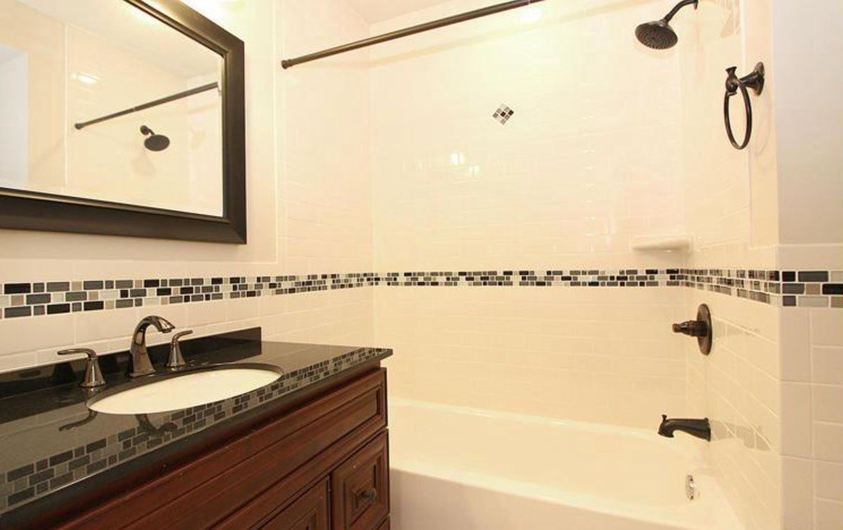 1218 Queen St Photo Gallery