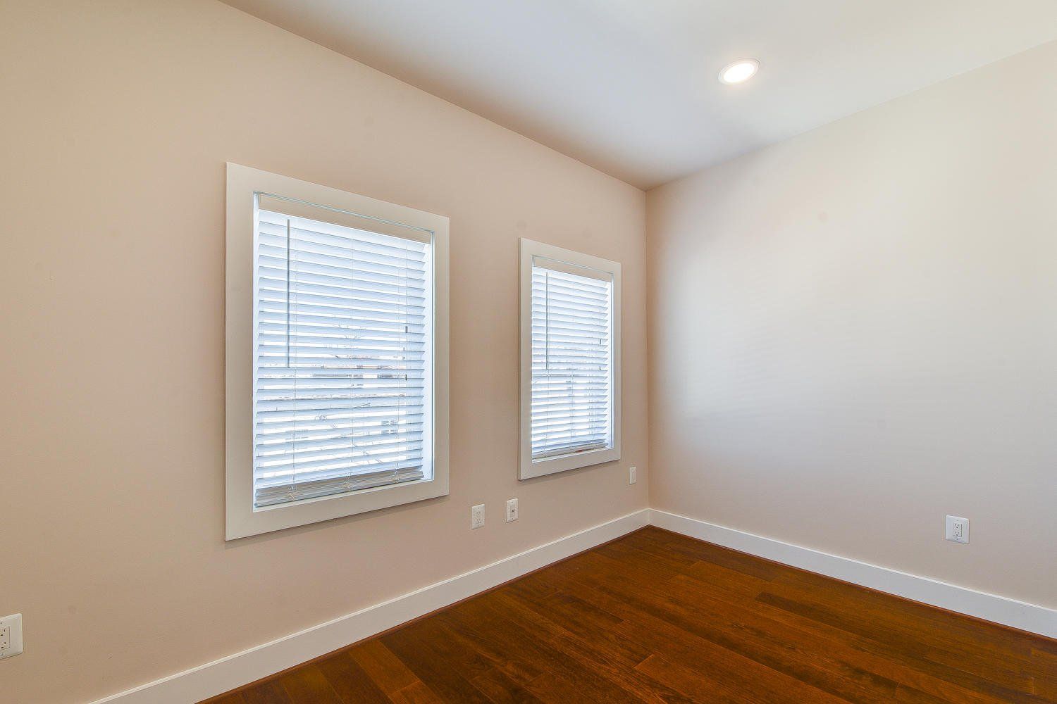 1222 Queen St Photo Gallery