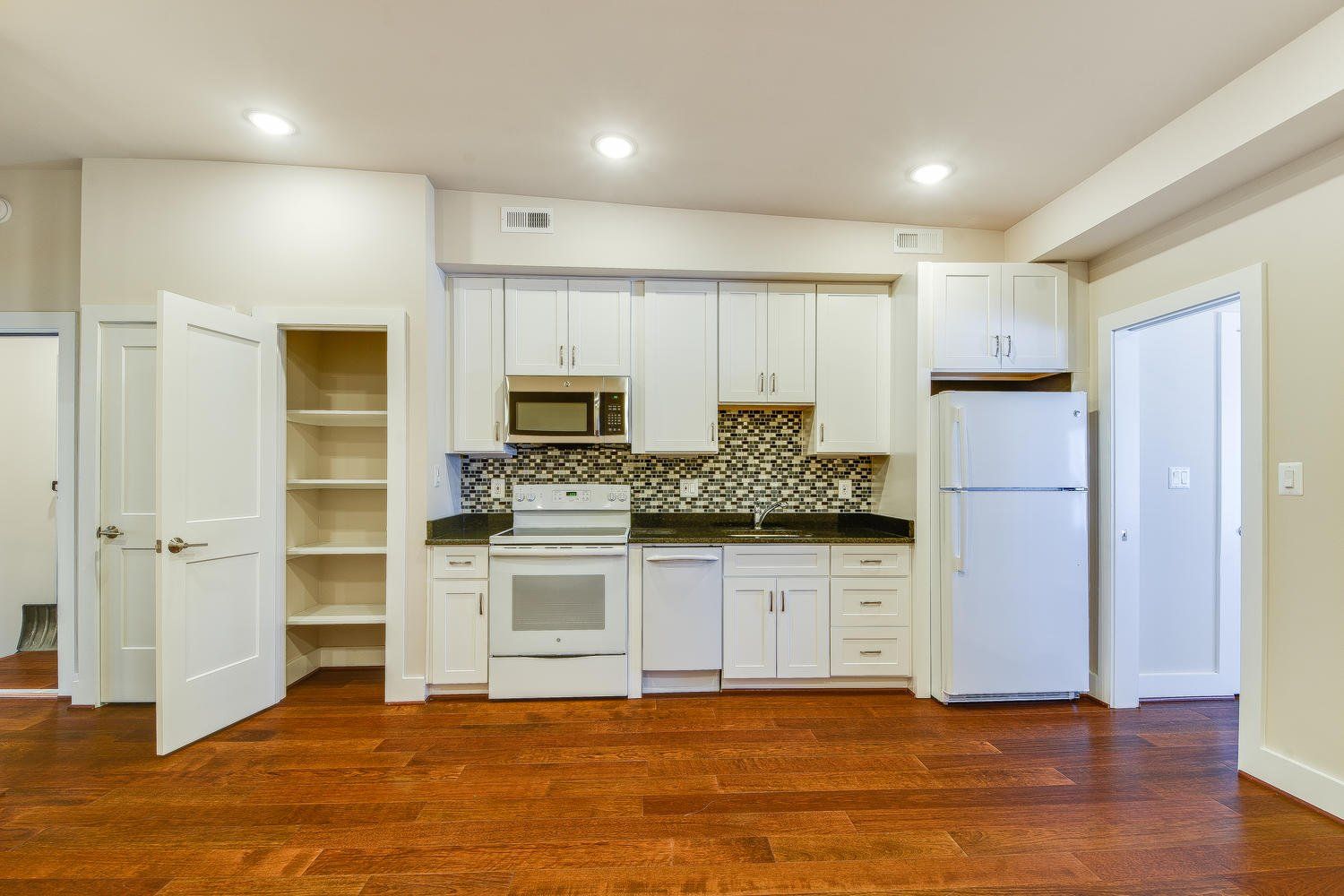 1222 Queen St Photo Gallery