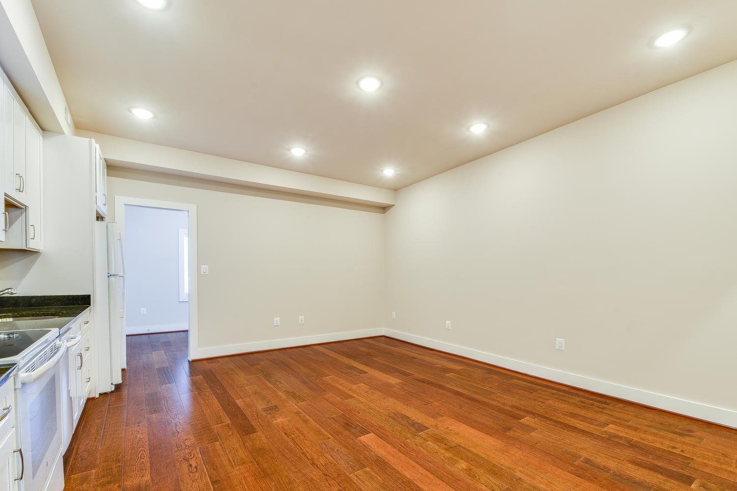 1222 Queen St Photo Gallery