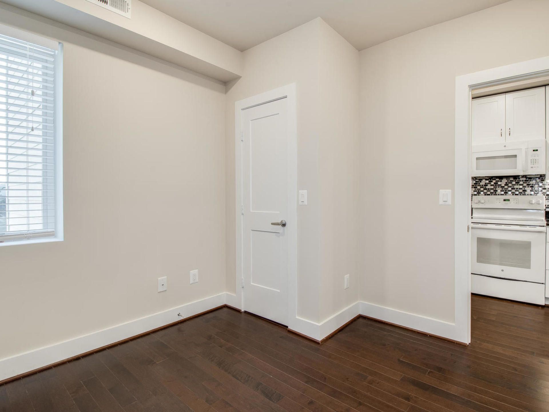 1842 M Street Photo Gallery