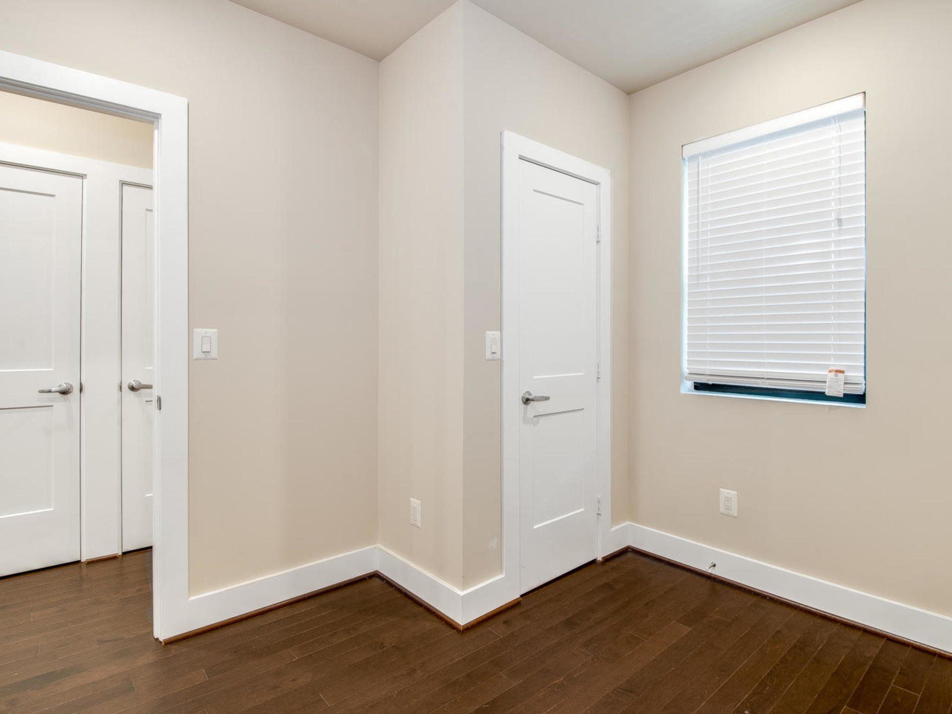 1842 M Street Photo Gallery