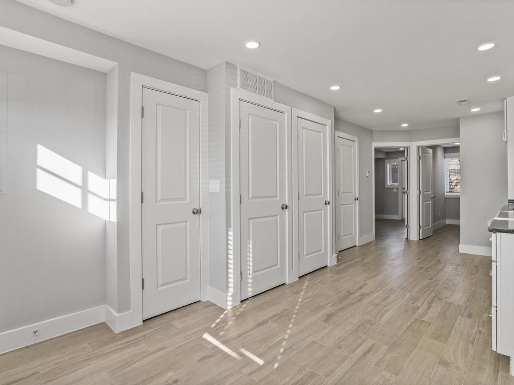 1916 E Street Photo Gallery